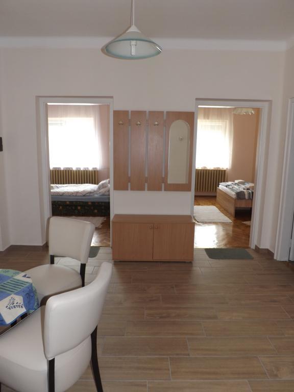 Fagyoengy Apartment Sarvar Room photo