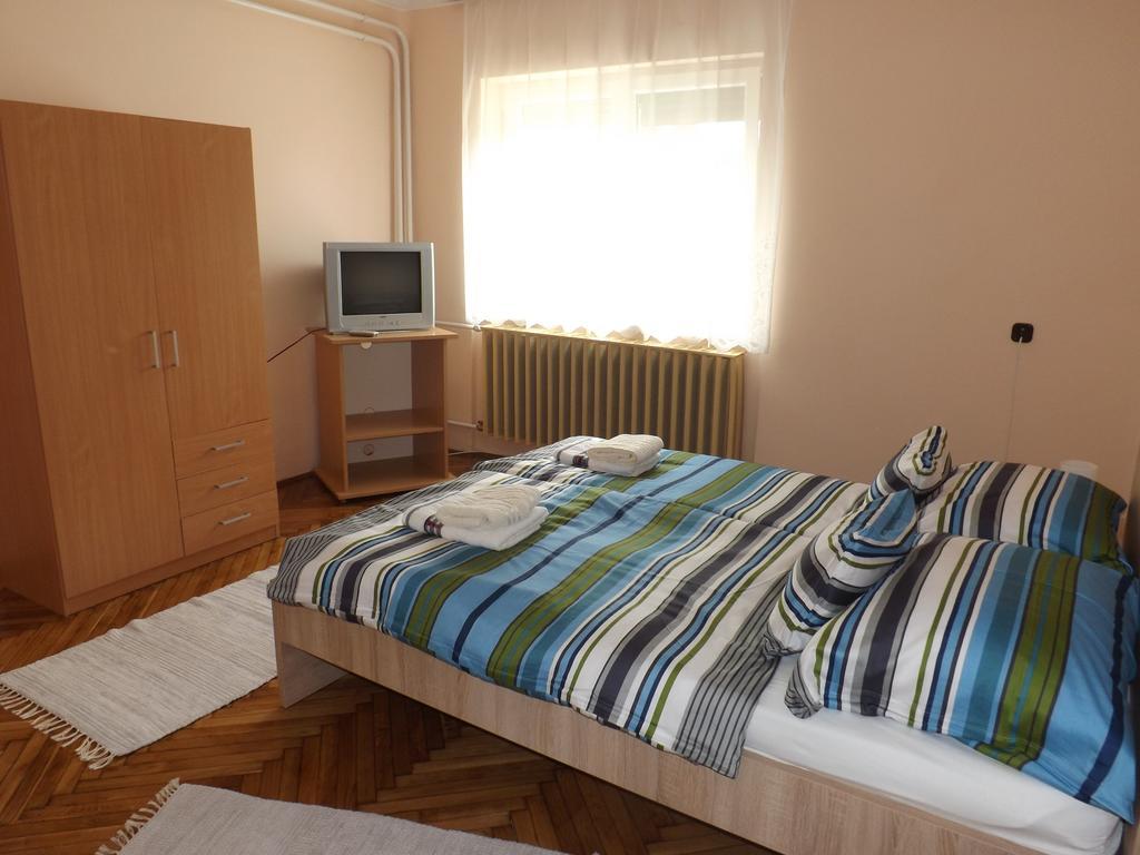 Fagyoengy Apartment Sarvar Room photo