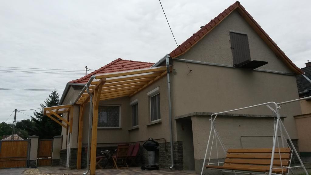Fagyoengy Apartment Sarvar Exterior photo